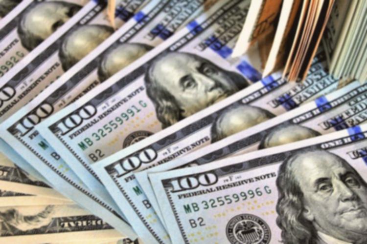 Dolar AS Anjlok! Pasar Ragukan Trump & The Fed?