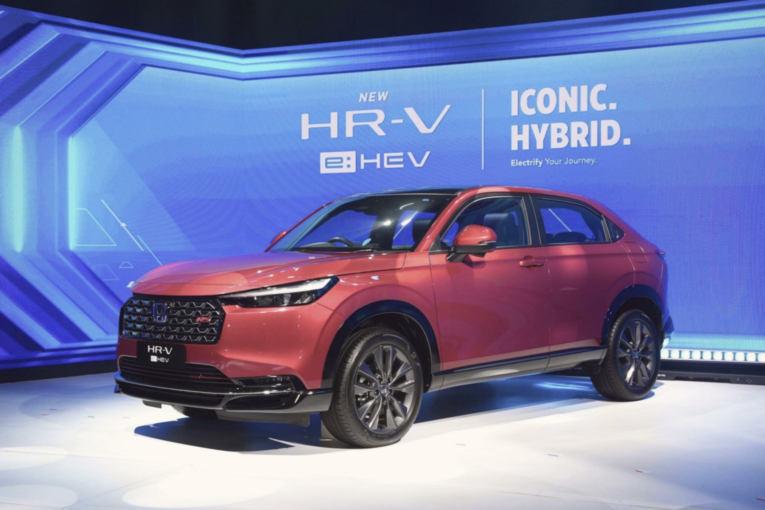 Honda HR-V RS Hybrid: Fitur Honda SENSING Terlengkap!