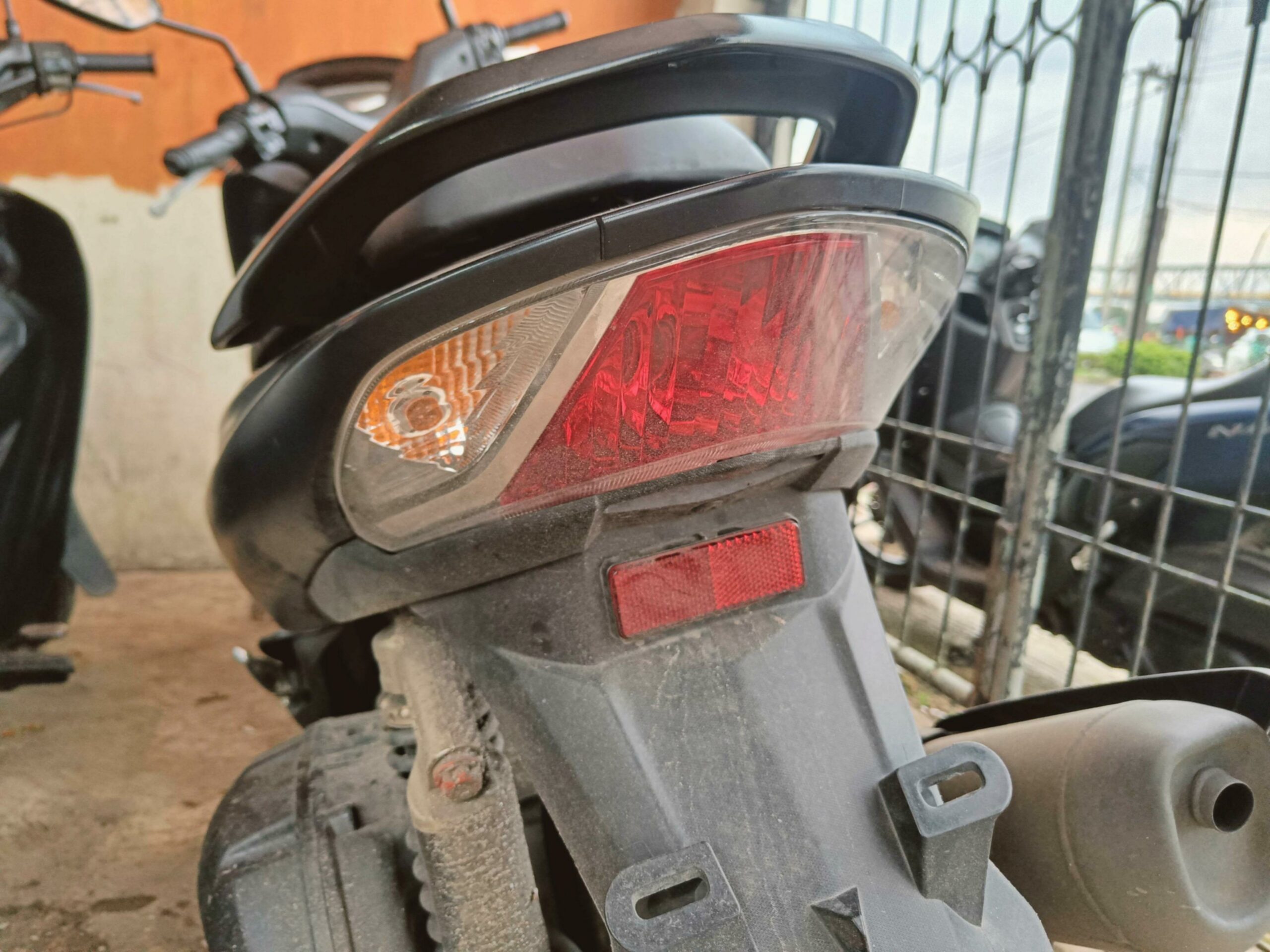Ganti Bohlam Rem Lexi 125 Sendiri: Mudah, Cepat, Tanpa ke Bengkel!