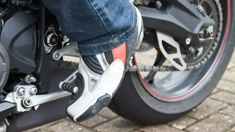 Slipper Clutch: Rahasia Motor Lebih Nyaman & Stabil? Cari Tahu!