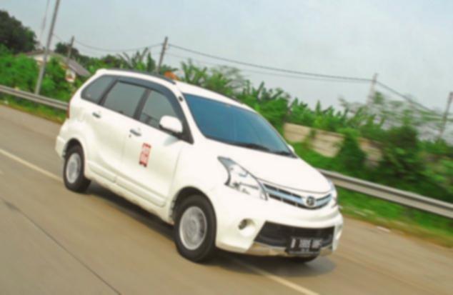 Xenia 2013 Bekas: Harga Anjlok! Mobil Keluarga Murah Meriah
