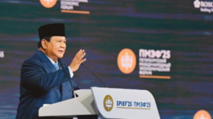 Prabowo Target 7%? Ekonom: Ekonomi Butuh Kebijakan Radikal!
