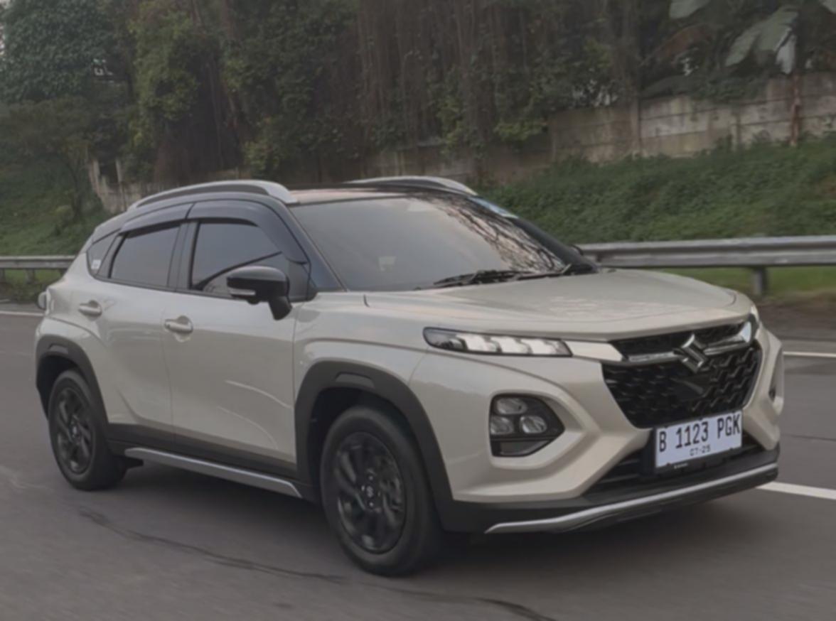 Suzuki Fronx: Penjualan Bulan Pertama Mengejutkan! Tipe Ini Paling Laris