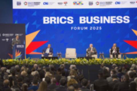 BRICS vs IMF: Negara Berkembang Tuntut Keadilan Kuota!