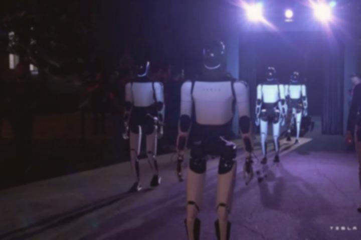 Cina Ciptakan Robot Humanoid Pertama yang Bisa Ganti Baterai Sendiri
