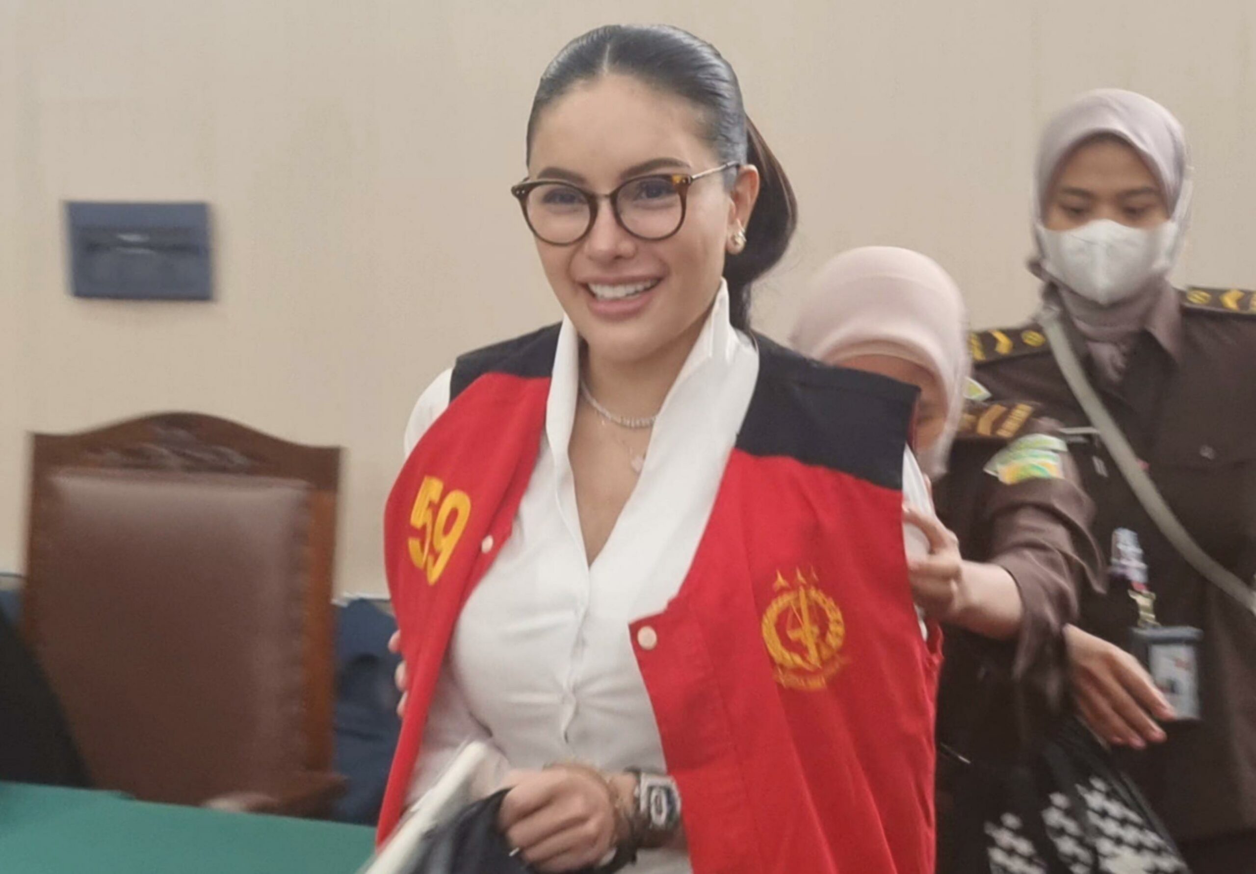 Nikita Mirzani Dipenjara: Rindu Anak, Lakukan Ini dari Balik Jeruji
