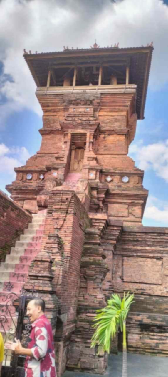 Menara Kudus: Pesona Arsitektur & Perpaduan Budaya Jawa-Islam
