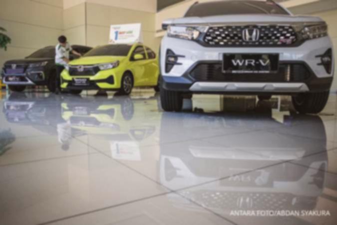 Daya Beli Loyo, Penjualan Mobil Terjun Bebas: Fakta & Analisis
