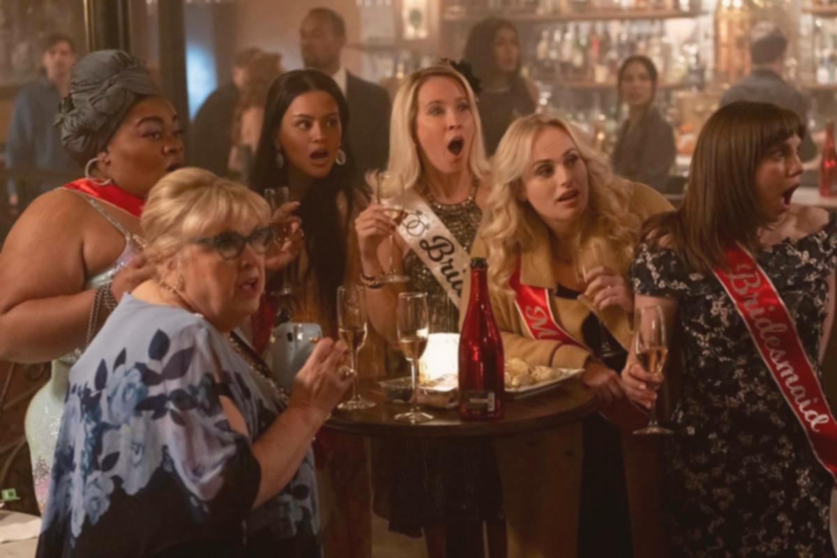 Bride Hard: Reuni Pitch Perfect yang Mengecewakan? Review Jujur!