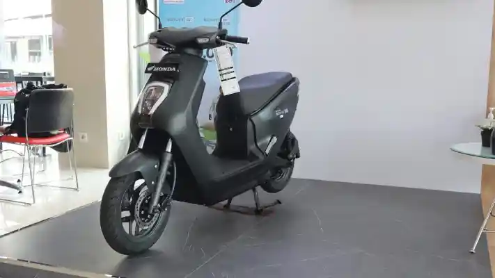 Motor Listrik Honda EM1 e: Masih Dijual Rp 16 Jutaan, Free Charger!