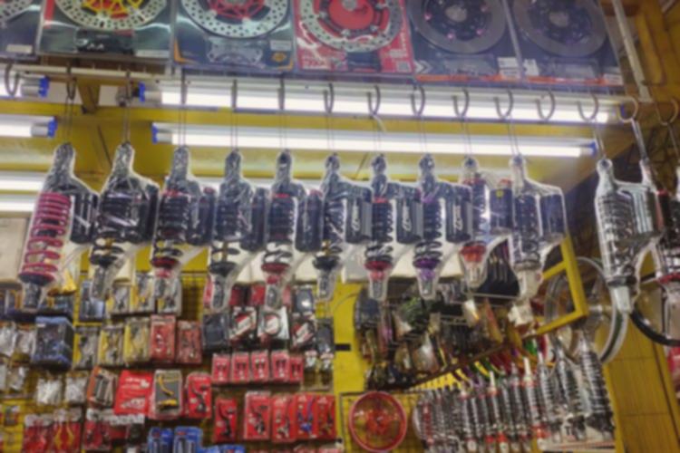 Shockbreaker Motor Wanita: Bengkel Jujur, Servis Tepat, Harga Bersahabat!