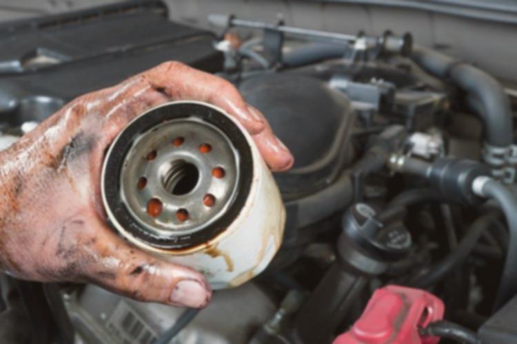 CVT Awet: Kapan Waktu Terbaik Ganti Filter Oli Mobil?