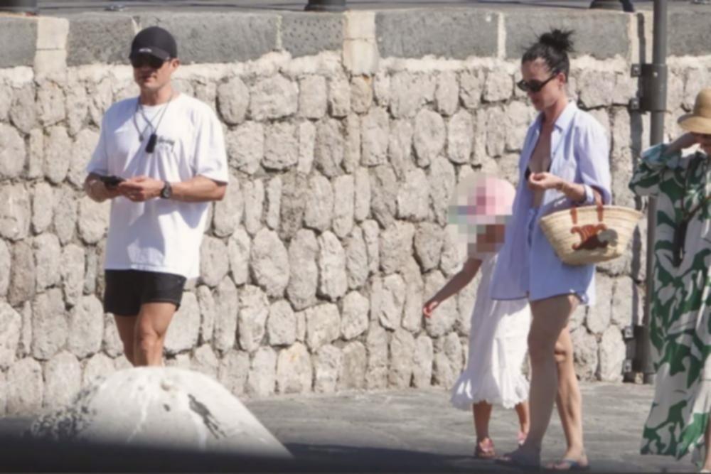 Tetap Akur, Orlando Bloom dan Katy Perry Liburan Bareng Usai Putus