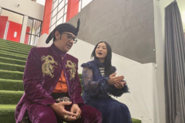Hesti Purwadinata Geli Adegan Mesra dengan Andre Taulany? Film Jadi Sorotan!