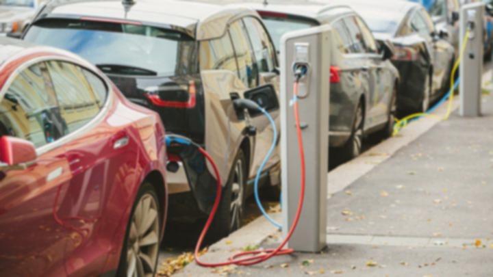 BPKN Kritik Perlindungan Konsumen Mobil Listrik: Apa yang Kurang?