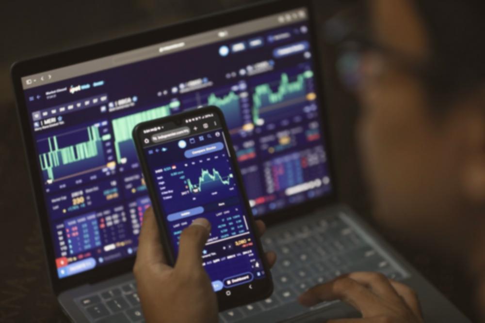 ASII, JSMR, ICBP, MIDI: Saham Potensi Cuan di Radar IHSG!