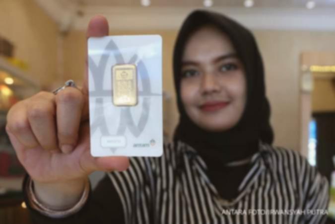 Emas Akhir Tahun: Tren Harga, Prediksi, dan Waktu Tepat Beli!