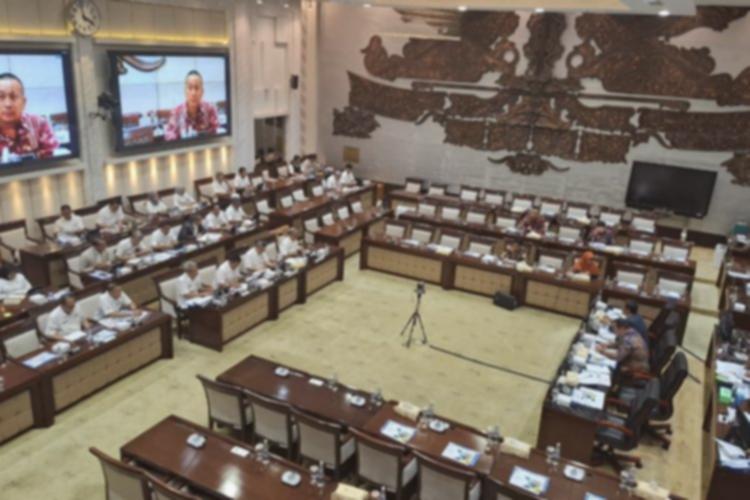 Kejar Target PNBP: Mampukah Kemenkeu Raih Rp 477,2 Triliun dalam 2 Bulan?