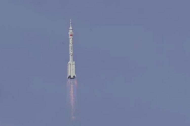 Kejar AS dan SpaceX, China permudah IPO perusahaan roket komersial