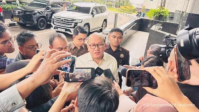 Danantara siap miliki saham BEI, Rosan ungkap rencana usai demutualisasi