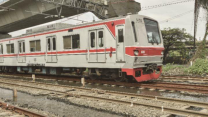 KAI sesuaikan perjalanan KRL dampak banjir di Jakarta