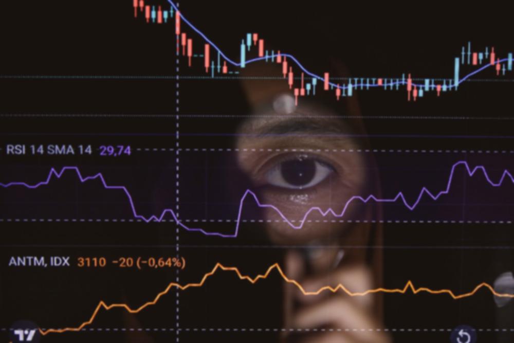 IHSG hari ini (23/2) berpeluang menguat, cek saham IMPC, ARCI, hingga VKTR