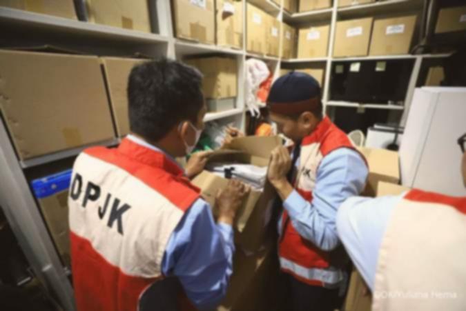 Eks direktur Mirae Asset terlibat, OJK taksir manipulasi saham BEBS capai Rp 14,2 T